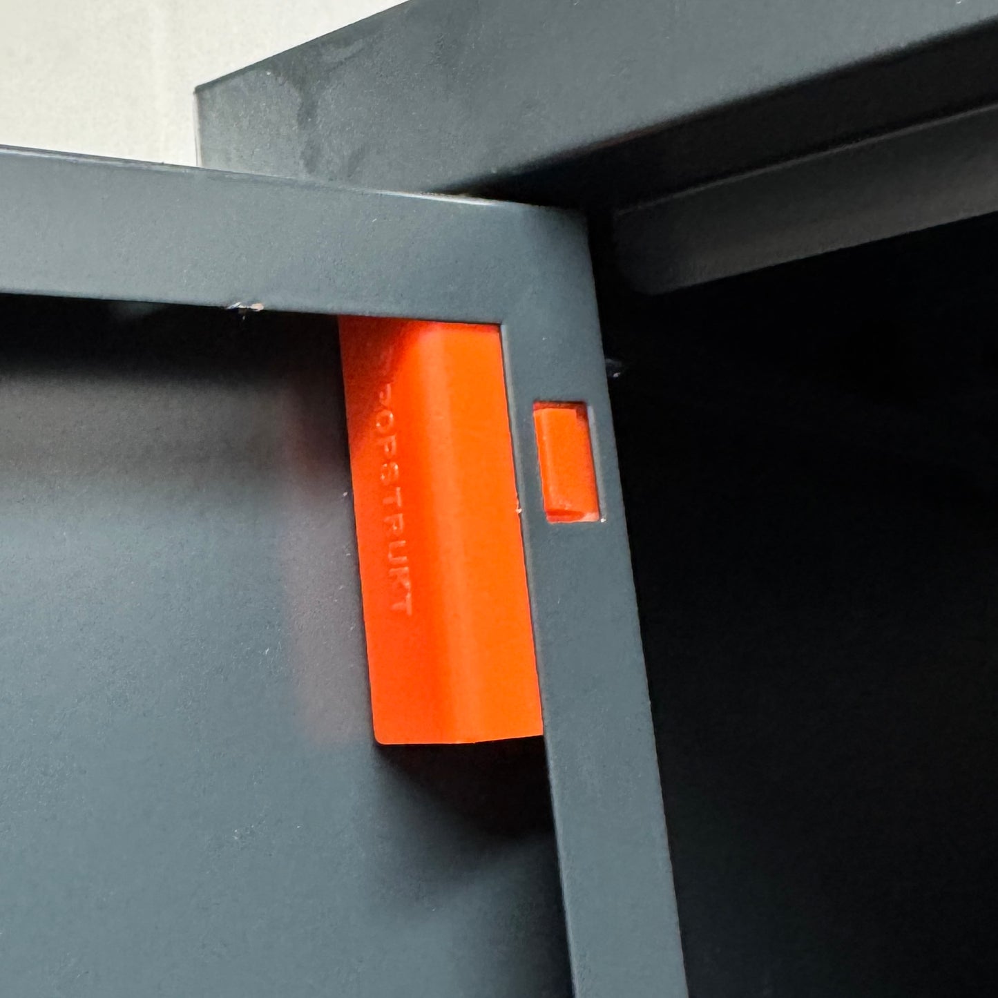 Bon Bon Double Locker - Dark Flint