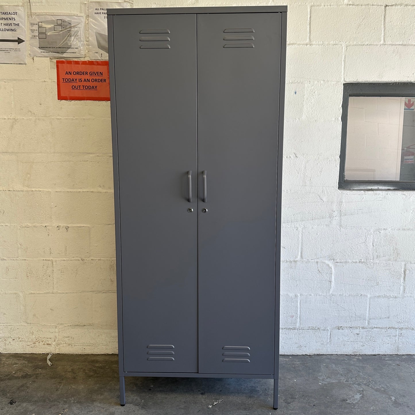 Sugar Cube Double Locker - Carbon Grey